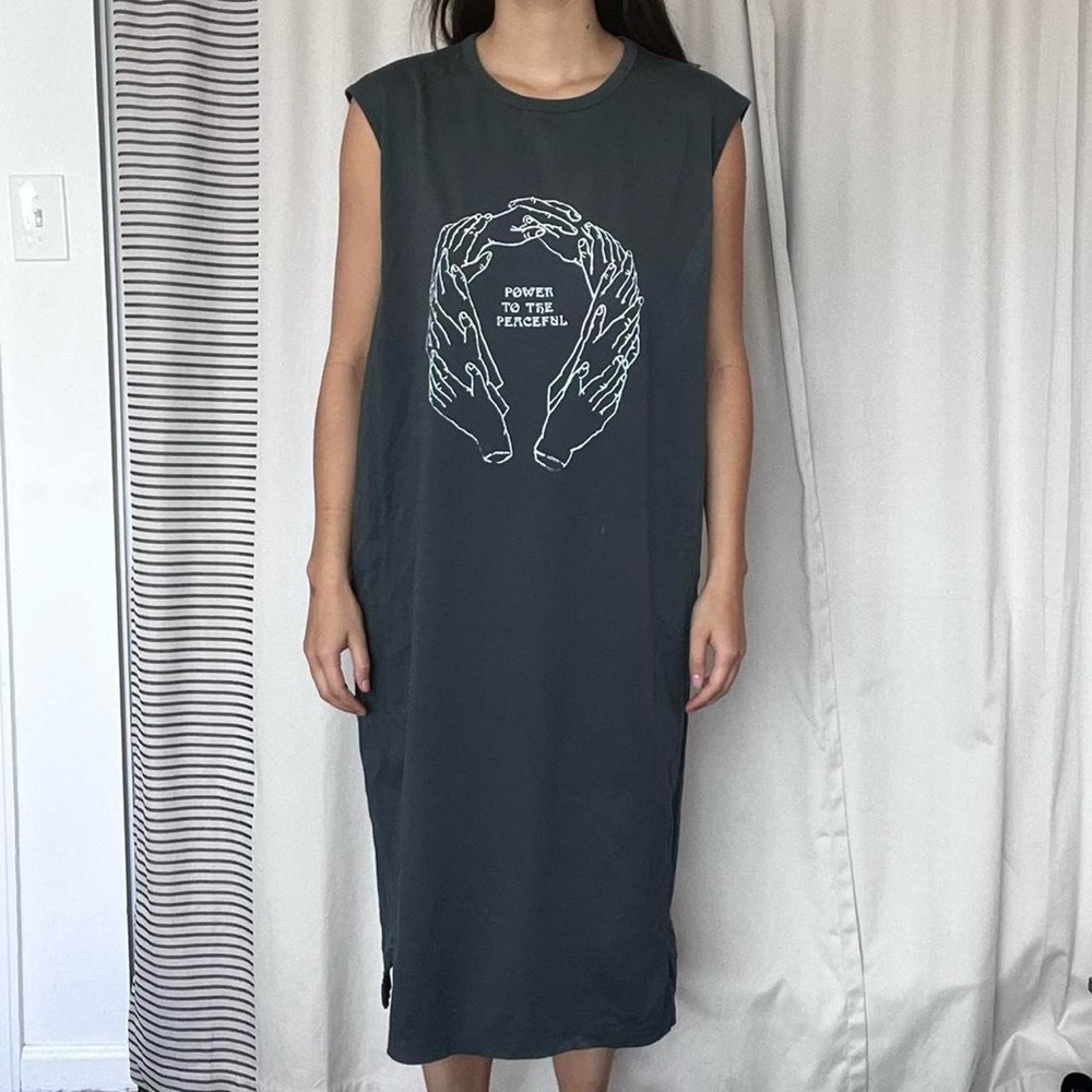 ⭐️Screenprinted midi dress ⭐️